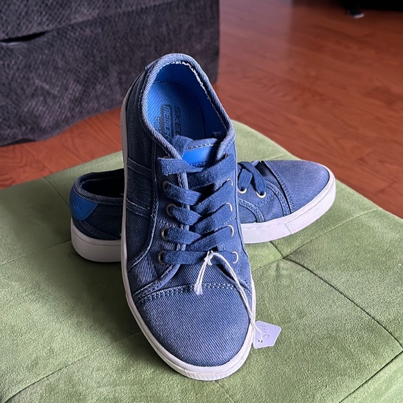 Boy’s Skechers Memory Foam Gel-Infusion Direct Pulse Jump Shift Canvas Sneakers - Picture 12 of 12
